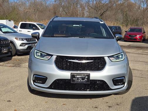 2026 Chrysler Pacifica Pinnacle