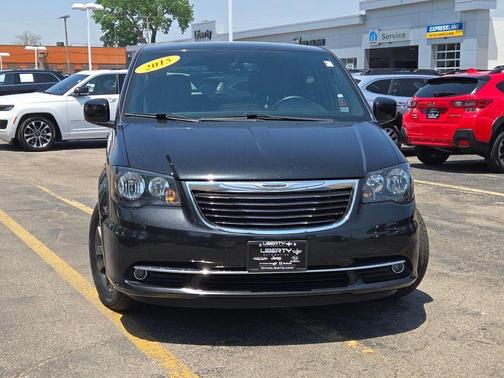 2015 Chrysler Town & Country S