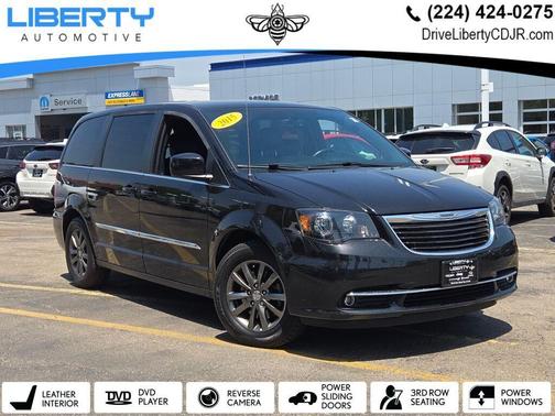 2015 Chrysler Town & Country S