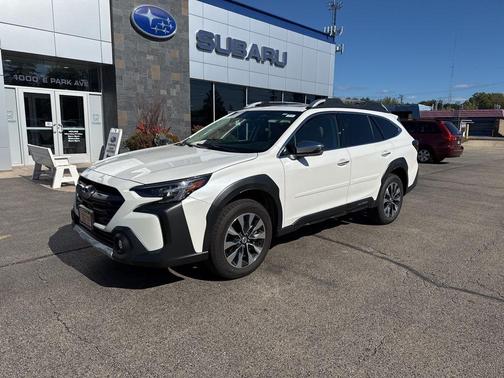 2025 Subaru Outback Touring XT