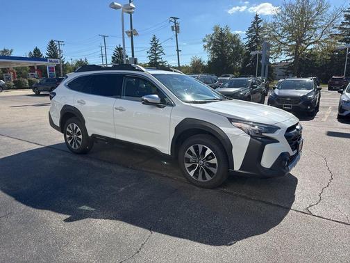 2025 Subaru Outback Touring XT