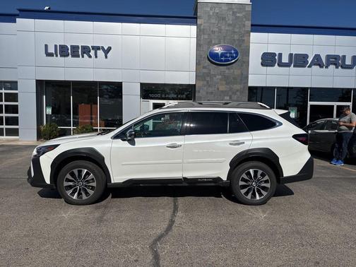2025 Subaru Outback Touring XT