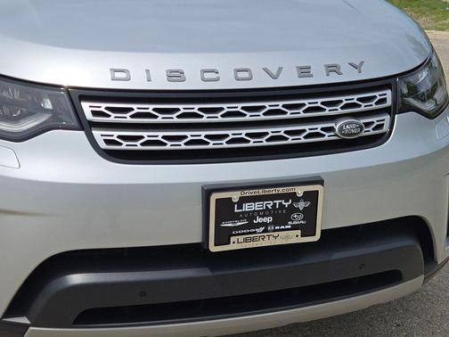 Indus Silver 2019 Land Rover Discovery HSE