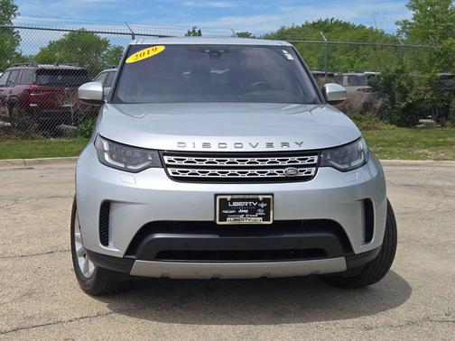 Indus Silver 2019 Land Rover Discovery HSE
