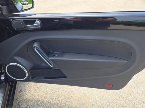 2012 Volkswagen Beetle