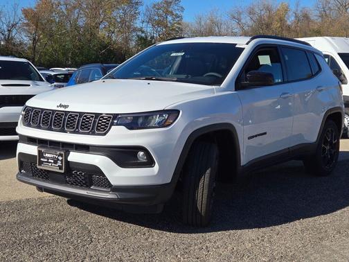 Bright White Clearcoat 2026 Jeep Compass Latitude