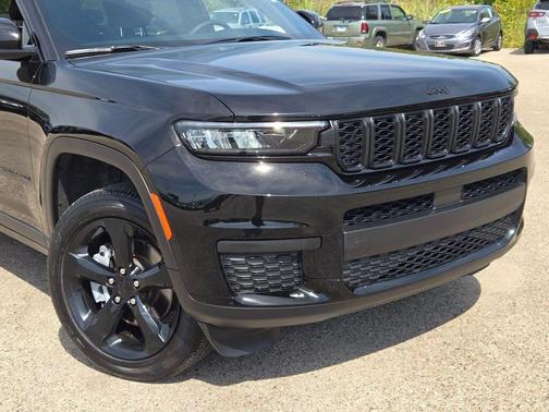 2024 Jeep Grand Cherokee L Laredo