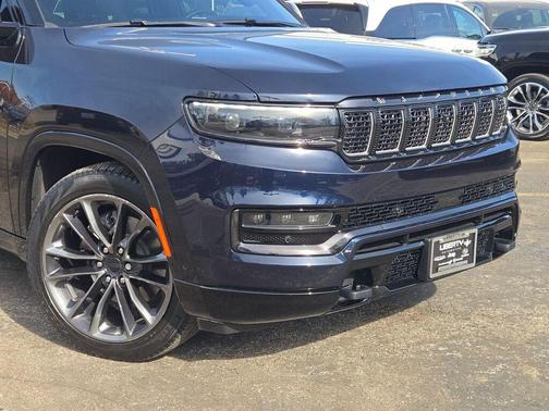 2025 Jeep Grand Wagoneer Series III