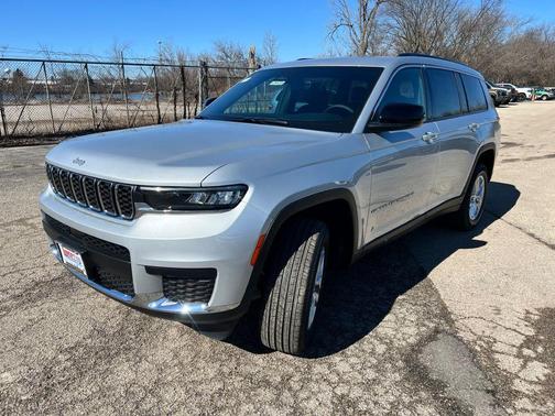 2025 Jeep Grand Cherokee L Laredo