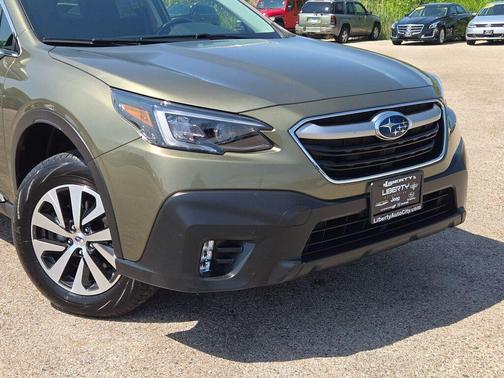 2022 Subaru Outback Premium