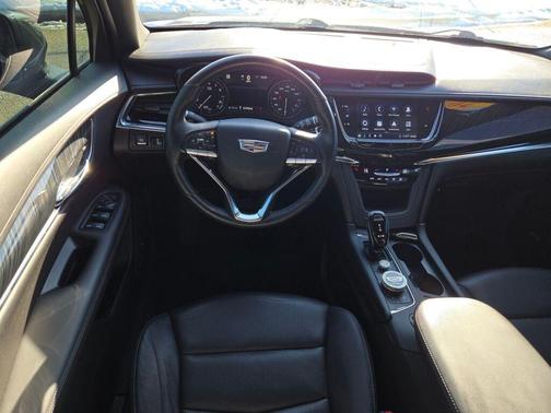 2020 Cadillac XT6 Premium Luxury AWD