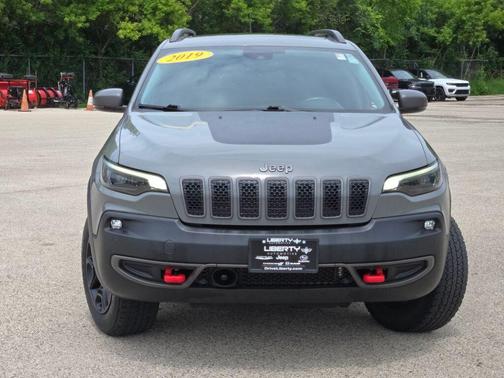 2019 Jeep Cherokee Trailhawk