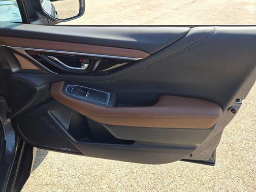 2023 Subaru Outback Touring