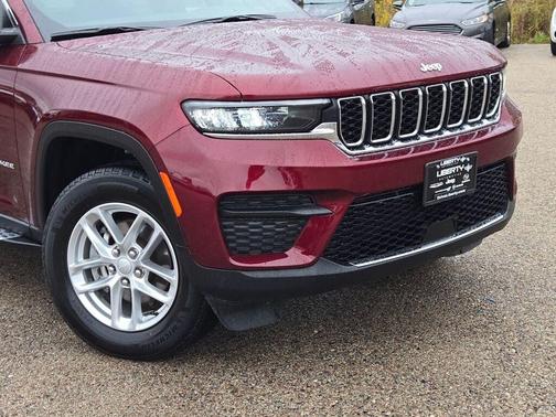 2024 Jeep Grand Cherokee Laredo X