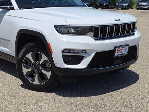 2023 Jeep Grand Cherokee 4xe Base