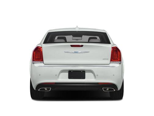 2019 Chrysler 300 Touring