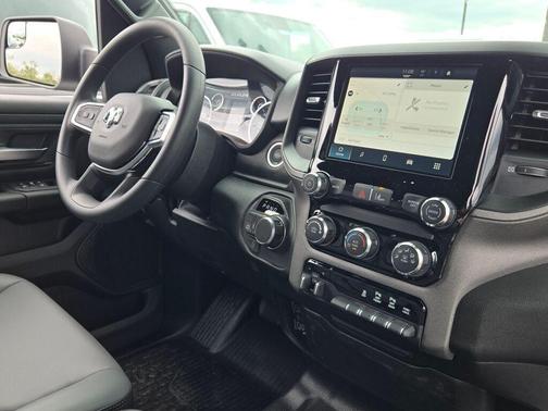 Bright White Clearcoat 2026 RAM 1500 Tradesman