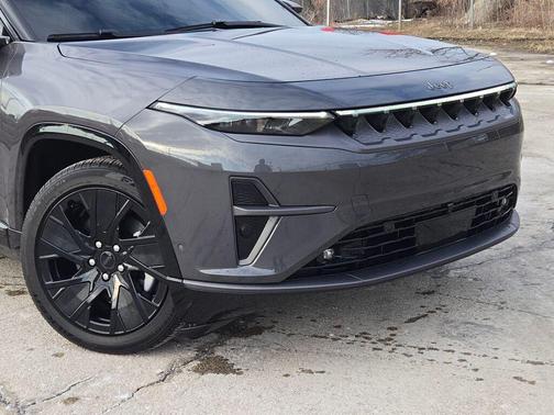 2025 Jeep Wagoneer S Launch Edition