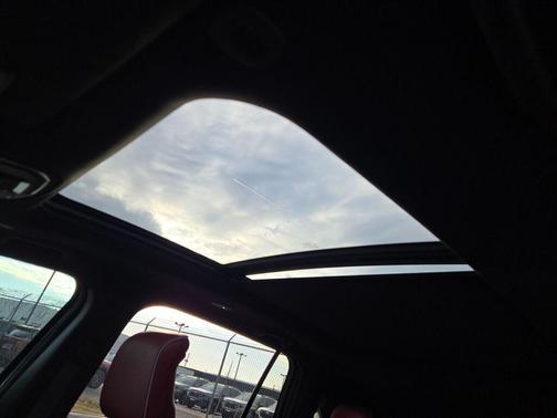 2025 Jeep Wagoneer S Launch Edition