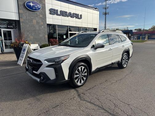 2025 Subaru Outback Touring