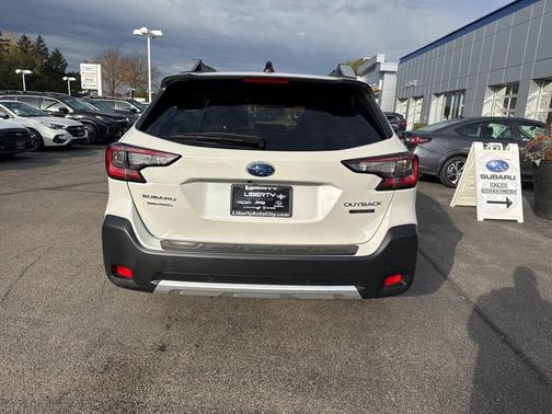 2025 Subaru Outback Touring