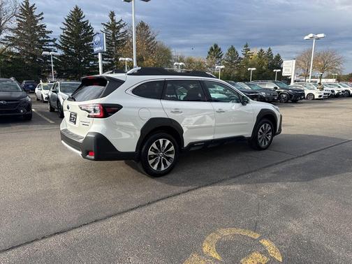 2025 Subaru Outback Touring
