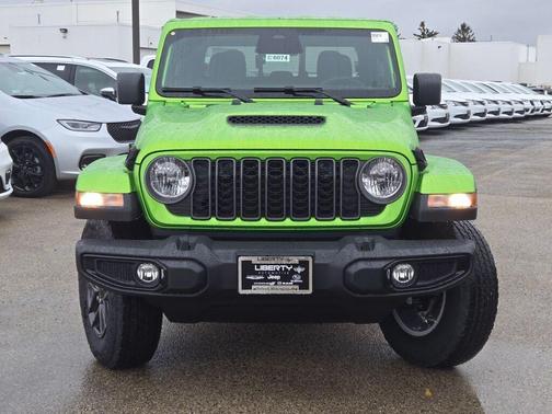 2026 Jeep Gladiator Sport