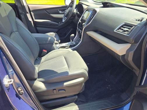 Abyss Blue Pearl 2022 Subaru Ascent Limited 7-Passenger