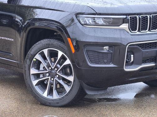 2025 Jeep Grand Cherokee Overland