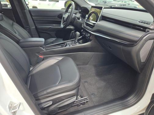 Bright White Clearcoat 2026 Jeep Compass Limited