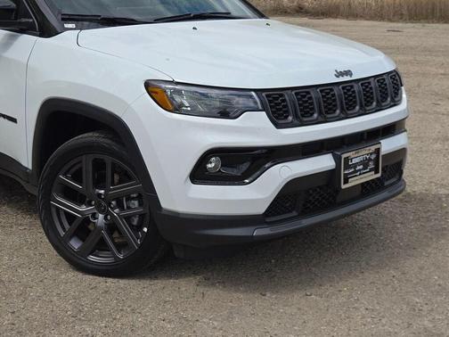 Bright White Clearcoat 2026 Jeep Compass Limited