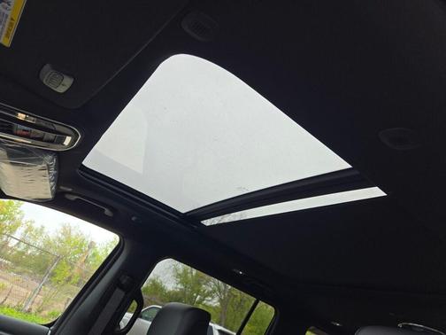 Velvet Red Pearlcoat 2026 Jeep Grand Wagoneer Base