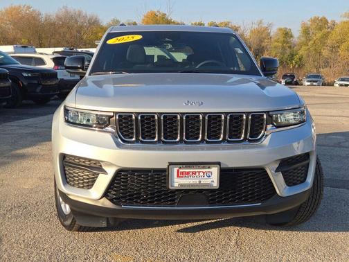 2025 Jeep Grand Cherokee Laredo X