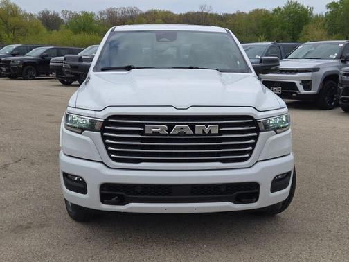 Bright White Clearcoat 2026 RAM 1500 Laramie