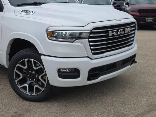 Bright White Clearcoat 2026 RAM 1500 Laramie
