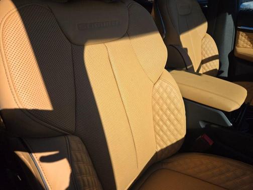 2025 Jeep Grand Cherokee L Summit