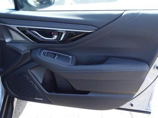 2022 Subaru Outback Limited XT