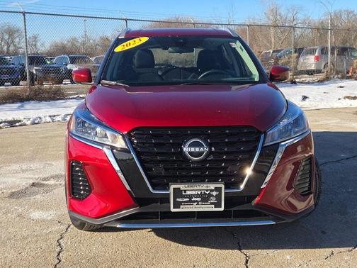 2023 Nissan Kicks SV