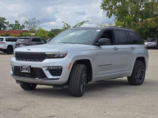 2025 Jeep Grand Cherokee Summit