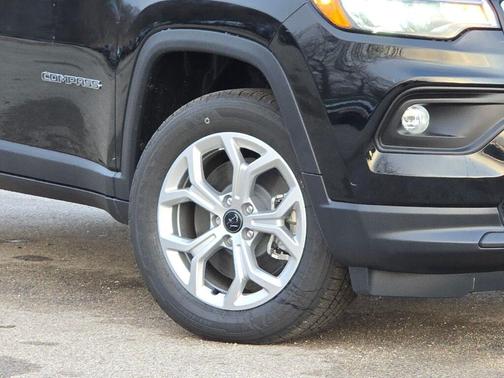 2025 Jeep Compass Sport