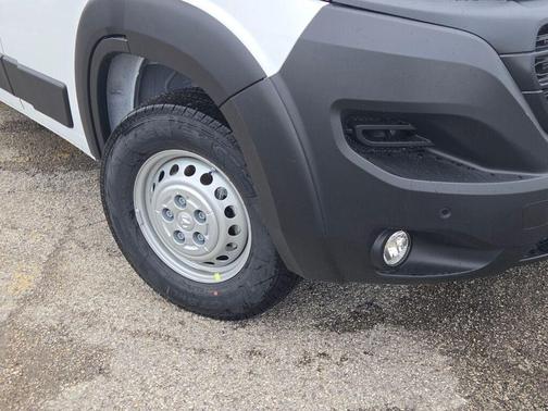 Bright White Clearcoat 2026 RAM ProMaster 3500 High Roof