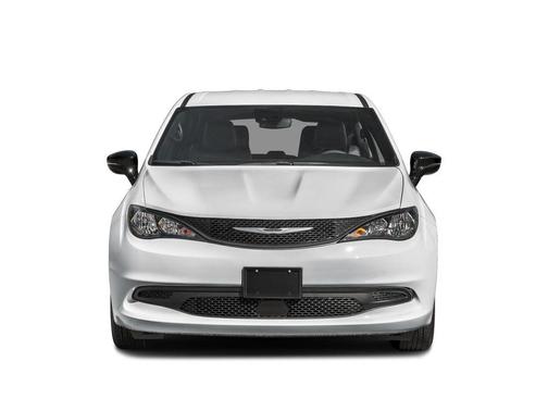 2025 Chrysler Voyager LX