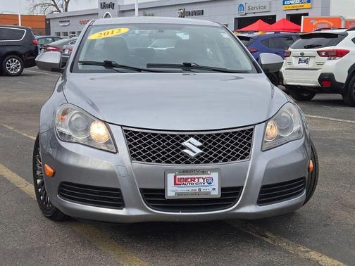 2012 Suzuki Kizashi SE