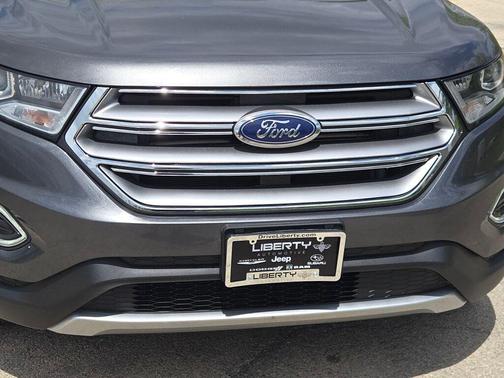 Magnetic 2017 Ford Edge Titanium