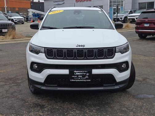 2025 Jeep Compass Latitude