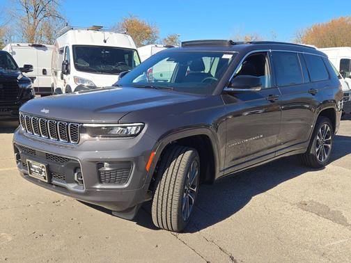 2025 Jeep Grand Cherokee Overland
