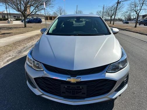 2019 Chevrolet Cruze LS