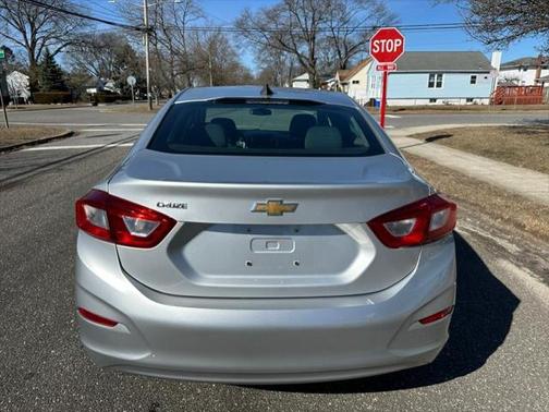 2019 Chevrolet Cruze LS