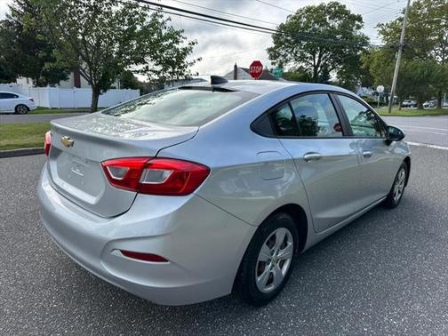 2017 Chevrolet Cruze LS