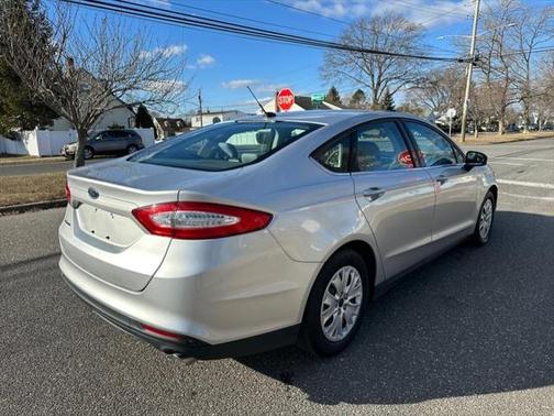 2014 Ford Fusion S
